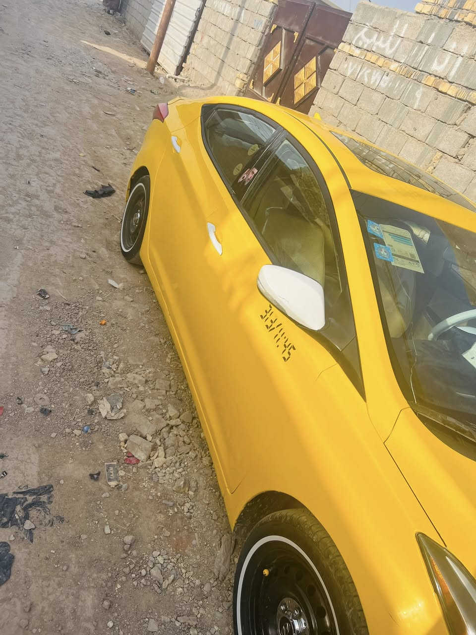 سلام عليكم النترة موديل ٢٠١٣ وارد امريكي سيارة فول موصفات عدة البصمة فتحة +كشنات كهرباء +تدفئة بل كشنات +اشاير بل مري +داخل عسلي+دوشمة +حدادية وصدر جاهزة +تخم تاير قبل سبوع بمشدود بيها
(مكينة وكير قبل شهر مشدودة بيها حاوية ١٨٠٠ دوش) 
سيارة بسمي مكانها كوت 
معروضة ب ٩٦ وبيها مجال قليل كلش 
لتواصل : ‭٠٧٧٢ ٣١٣ ١٢٢٨‬
