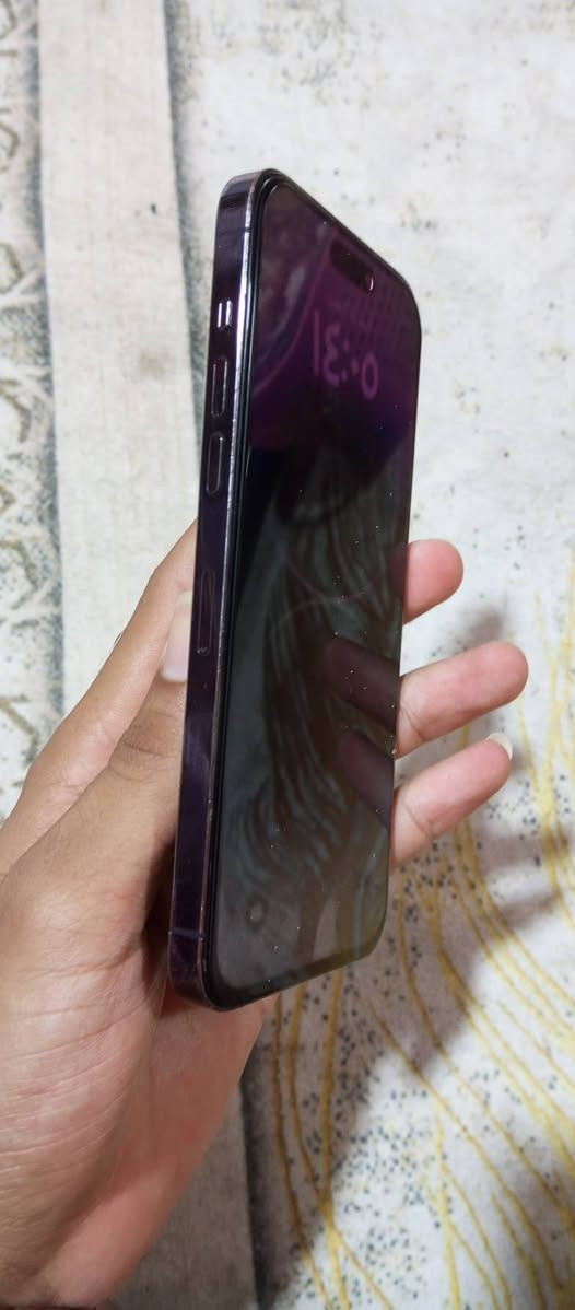 يالله ايفون 14 برو ماكس مستبدل فقط شاشه فقط وبي فطر واحد بضهر وكع من ابدي مابين ذاكره256 شريحه وحده بطاريه 92 بلاديه جهاز نضيف مابي اي نقص مكاني بصره كرمه سعر، 625 بي مجال بصيط بس شراي يراسل ***********
