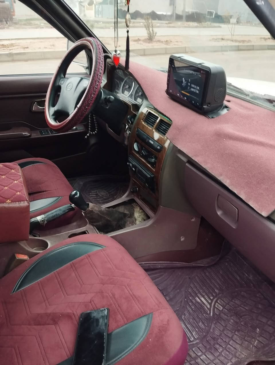 السلام عليكم ورحمه الله وبركاته
من رخصة إلاادمن للبيع سيارة بيكم دير 2009 نينوى أبسمي 
تحويل فقط مكينة وكير شرط طخم تاير السعر 72 وبيها مجال
وغير متواجد على الفيس للتواصل على هذا الرقم *********** او***********
