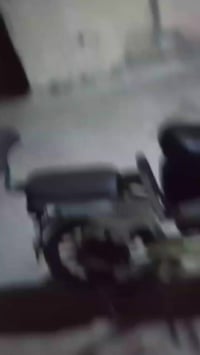 دراجة شحن للبيع نضيفه بطاريات صار شهر ونص منشديتهن يعني كامله مكمله ما...