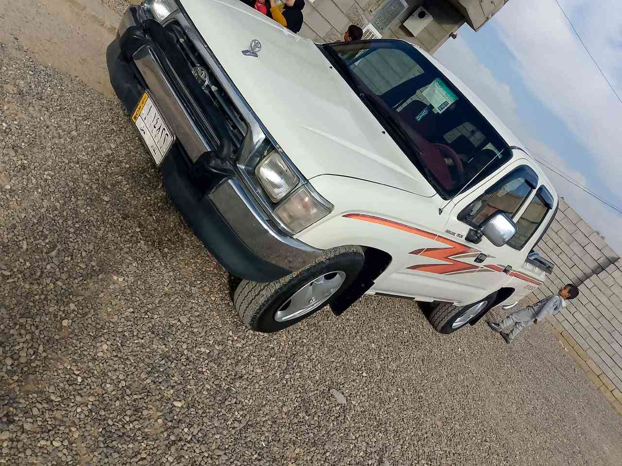 سلام عليكم بكم للبيع تيوتا ٩٩ محرك مامفتوح ماشيه ٢٦٤ بدون صبغ فقط ملاحضات بارد بسيطه كلشي موضحلك بل فيدو كير صدر كلو شرط رقم بغداد مشروع وطني شرط تحويل سنويه ل ٢٧ تحويل مباشر جيل اكس فول موصفات 
تدفئه تبريد الشراي يتصل *********** مكاني الشرقاط سعر ١٢٨ بي مجال بسيط
