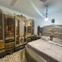 غرفة نوم 10 قطع جديده كلش المكان بغداد جميله اني ماخده اربع ملاين وميت...