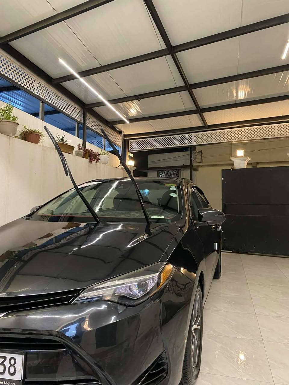 كورلا ٢٠١٧ ماشيه ٧٠ الف ميل مواصفات LE شرط كير ومحرك وتبريد وصدر وكهربائيات بسمي شرط تحويل او وكاله بي كود بنزين سياره بي بونيد وجاملغ بدون ارياك كله بلادي سونار هم موجود بالمنشور سعر ١٢٨ وبي مجال للاتصال *********** كركوك, العراق
