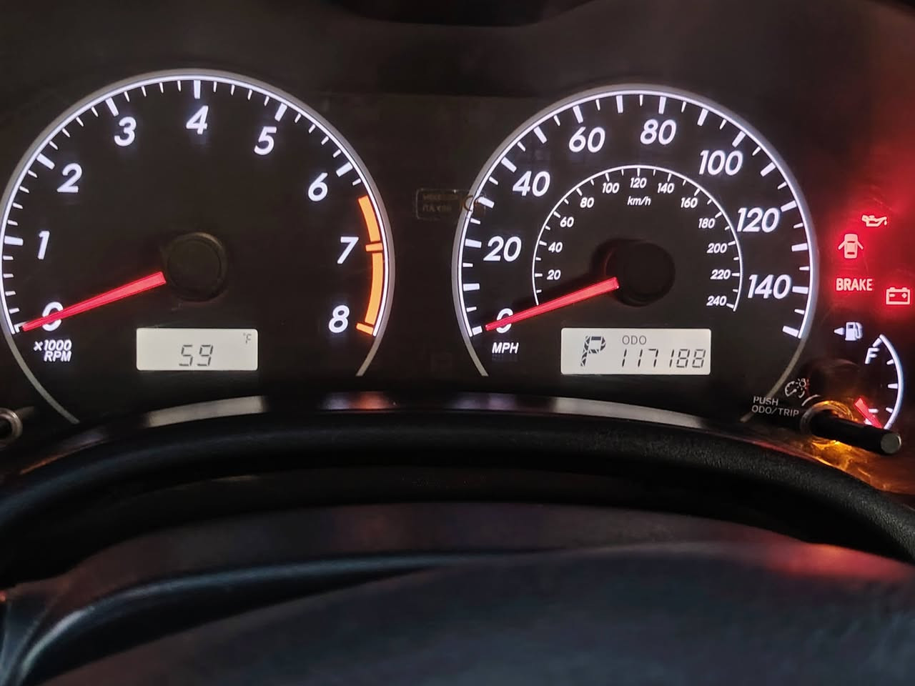 السلام عليكم
كورلا 2012 
واردكندي 
سياره كلين 
محرك جديد 
طخم تاير جديد
ماشيه 121الف
سياره شرط تاكذهه علا الفحص كبل 
السعر خاص  
اتصل وتدلل***********
الثاني ***********
