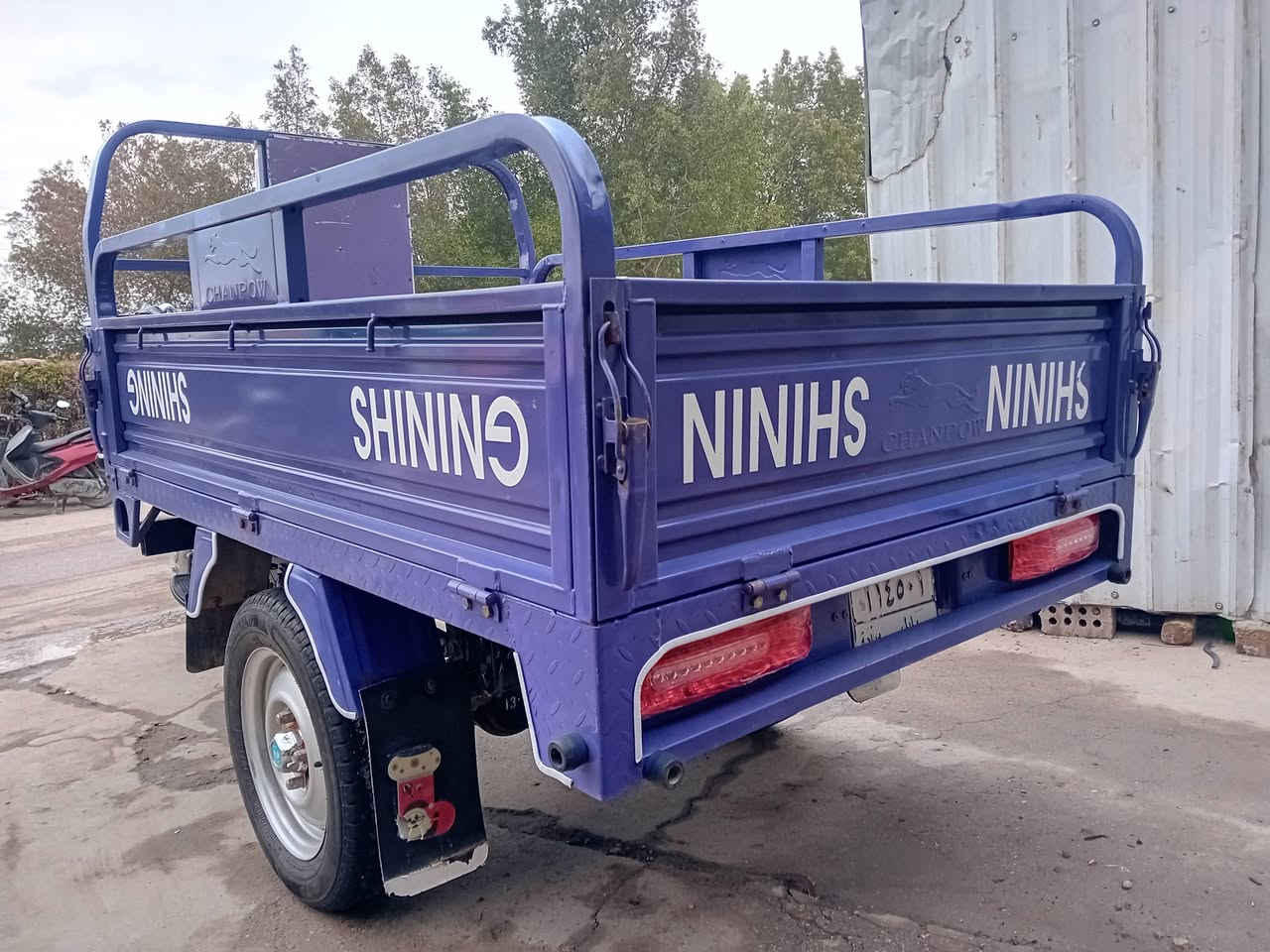 سلام عليكم حبايب موديل ٢٠٢٣ رقم بابل وسنويه جديده وتحويل ثاني يوم باسمه مكان حله سياحي ***********تحياتي للجميع سعر  ب ٢٧٠٠ ومجال انشالله واني خام لطيبين
