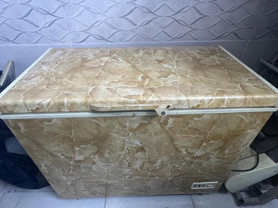 السلام عليكم مجمدة ماركة اوكما  ام دولفين 🐬 شغالة تجميد فول للبيع سعرهة200 بيهة مجال بسيط تواصل***********
موقعي بغداد البياع
