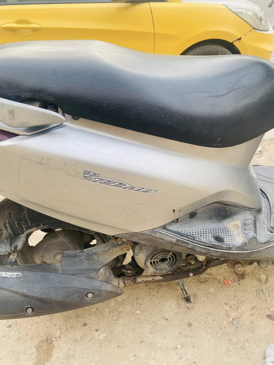 السلام عليكم للبيع دراجه بريز نضيفة مكينه ما مفتوحه اوراق موجوده السعر 625 المكان بغداد


**إذا كنت صاحب هذا الإعلان وتريد حذفه لأي سبب، رجاءا أرسل رسالة إلى الدعم الفني**