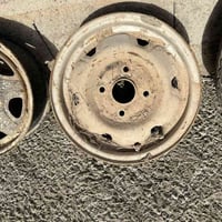 عندي هذني وياله 3 سعرهن 50 الف كلهن حجم 13  مكاني بغداد حي الجهاد 0771...