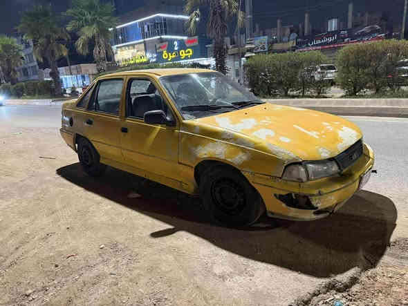 دایو سیلو 
مودیل 1995
دفتر بنزین موجود 
کیر محرک شرط
سعر 13بی مجال قلیل 
سیاره حیتاج سبغ 
شرط حاسبه بە

0750 226 1356 

*********** ديبيس
