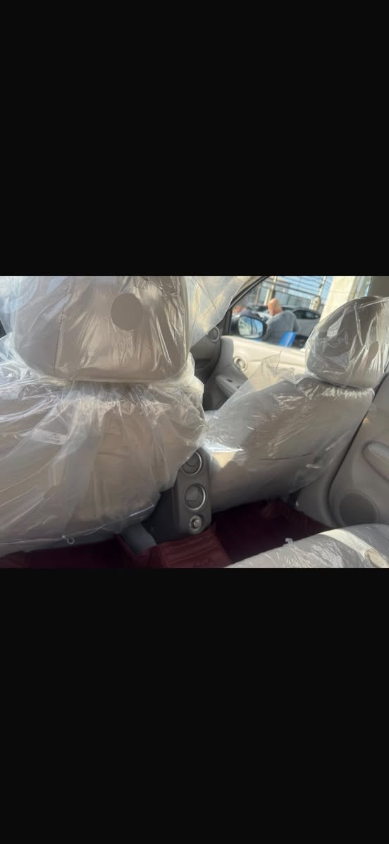 سني 2024 السياره مكفوله كير محرك تبريد بيهه شبر صبغ بل هلال وره السايق وبحافة الباب الوره السايق ماشيه 23 الف 
***********
