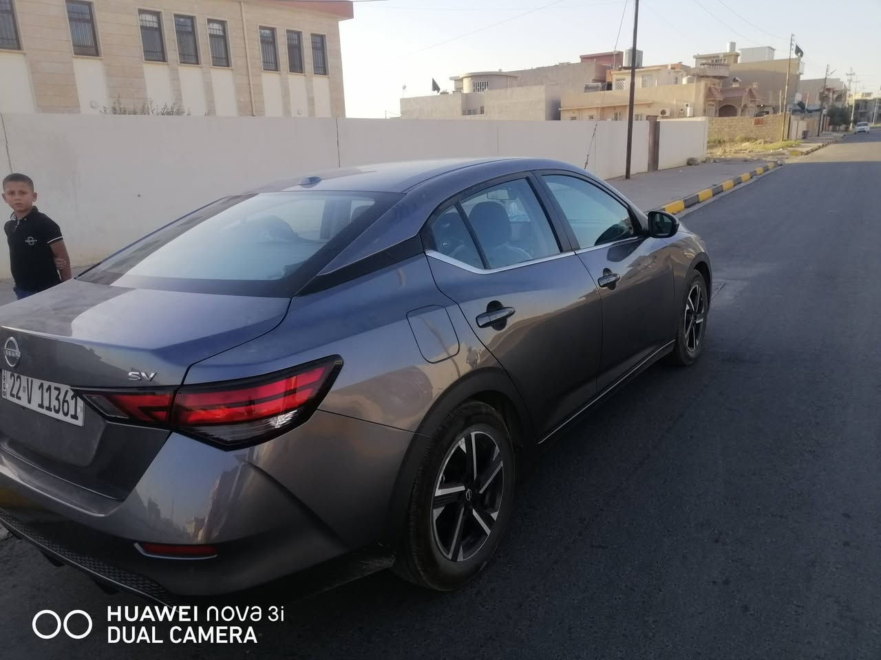 نيسان سنترا موديل ٢٠٢٤ ماشي ١٢٠٠٠ بس باب نفر بي شبر على بارد فقط الشراي ينتصل وهاي رقمي ***********
