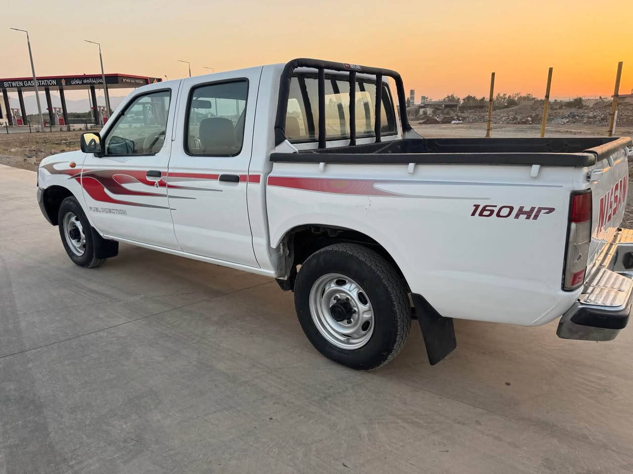 نيسان پيكاب موديل ٢٠٠٦
 سةنةوى بةسةرچووة 
گير و مةكينة و ئةكسل و توندوتولى و تةبريد بةشةرتة 
هيچ مةسرةفى نية تايةكانى تازةن.
 ٢ پارچةى پةمپة هةردوو چةمةلاغى دواوةى بى دةعم و ليدرانى نية بةشةرت 

نرخى ١٠٤$ و كةميك مةجال      شوين چوارقورنة 
***********       ***********
***********       *********** رانية, السليمانية
