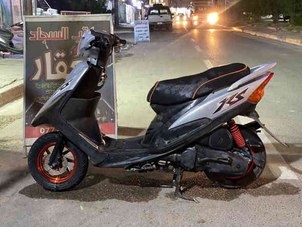 ماكس عدله بلاديه
كفر بلادي ختم واحد 
مكينه خير من الله 
سلف هندر شغال نكره كل وقت 
بيها تايرات زوج جدد 
مكاني بغداد الحريه 
***********
سعر 625 وبيها مجال للشراي
