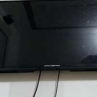 شاشه. ٤٢ لبيع. مستعمله. شهرين .  انترنيت. ريموت كافه ملحقاتها. جديد  ب...
