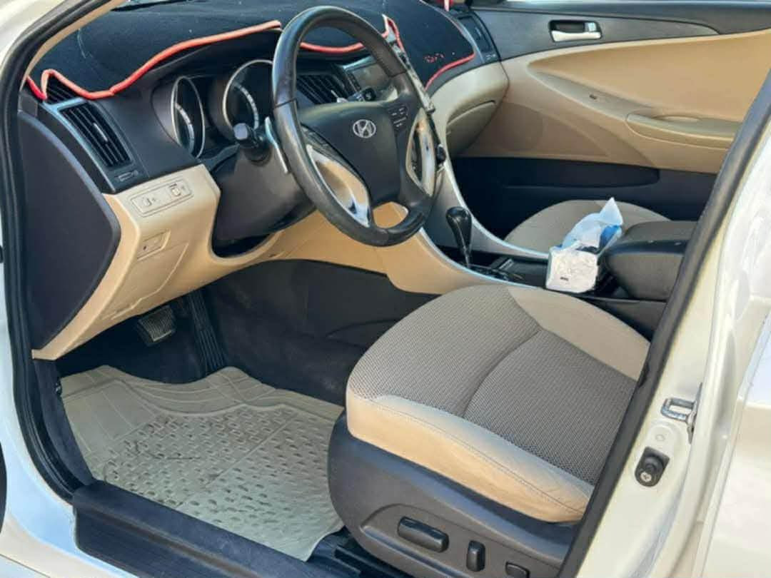 سلام عليكم سوناتا 2011خليجي بنوراما شفتات كير با لستيرن مكينه 2400دوش كير 6نمر فول موصفات عده البصمه بيها كم قطعه صبغ بالصفاح بدون ضربه أبيع حزام السعر 110وبيها مجال بسيط المكان بغداد المعامل ***********
