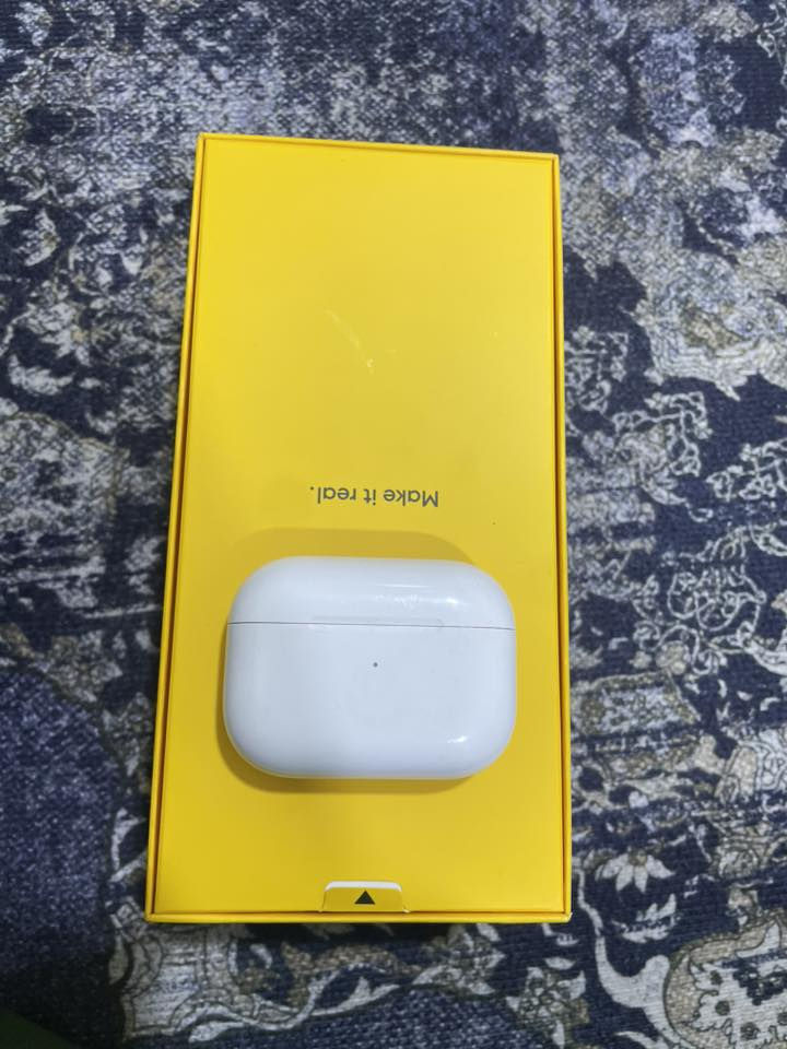 السلام عليكم سماعه ابل اصليه جيل الخمس بيه عزل وموقعه ونضافته 99 من 100 ماستعمله شي قليل مكاني بغداد مدينه الصدر السعر 150


**إذا كنت صاحب هذا الإعلان وتريد حذفه لأي سبب، رجاءا أرسل رسالة إلى الدعم الفني**