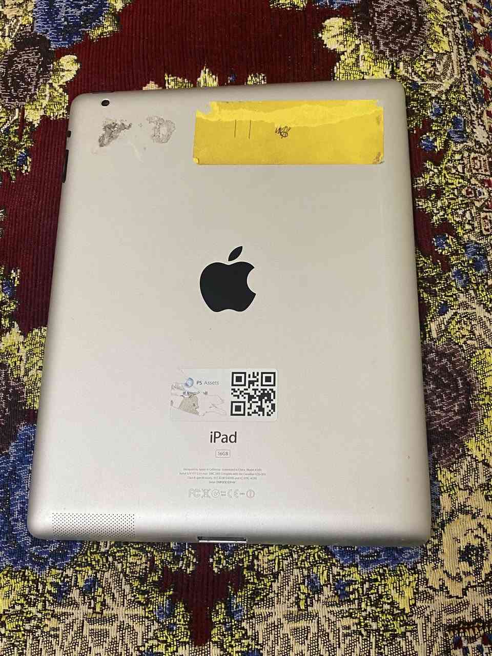 ايباد للبيع للاستفسار عل رقم 
***********
