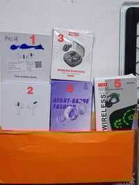 ايربود • شاحن • فلاش