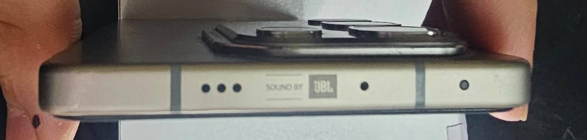 📱 للبيع جهاز نضيف جدا  🔥
✨ **Infinix NOTE 50 Pro** ✨

حالة: مستعمل نضيف جدا شخط مابي (علبة + ملحقات كاملة) 📦

🔹 المواصفات:

• شاشة كبيرة بدقة عالية

• أداء قوي مناسب للألعاب والتطبيقات

• كاميرا عالية الجودة 📸

• بطارية قوية تدوم لفترة طويلة 🔋

• شحن سريع 90W + شحن لاسلكي 30W ⚡

• تصميم أنيق وعصري

. تسجيل مكالمات 

. يدعم ذكاء الاصطناعي 

٠ دبل سيم كارت 

٠ نضافة 100%

٠ وبعد هواي مواصفات بي 

💰 السعر: 280 (قابل للتفاوض)

📞 رقم الهاتف: ***********

📍 للتواصل خاص أو اتصال مباشر
