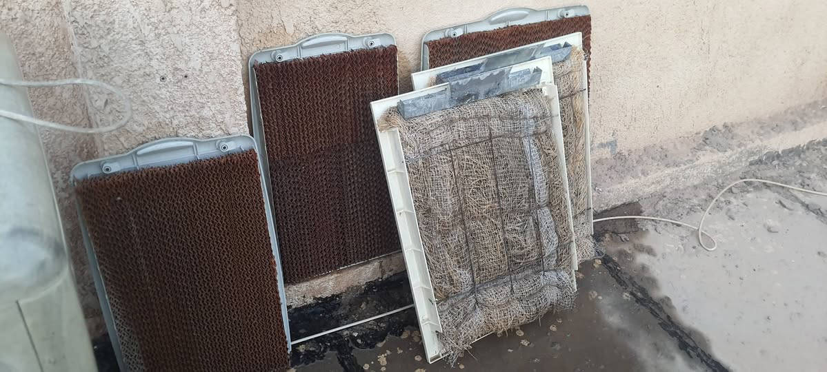 السلام عليكم
كونفيرا بارڤاب ومبردة حديد ياسان بوب بلاستيك حجم ١ ونص شغالات ١٠٠٪ 
مكاني بغداد لايوجد توصيل 
قيم بما يرضي الله والسعر الي يعجبني ادخله خاص


**إذا كنت صاحب هذا الإعلان وتريد حذفه لأي سبب، رجاءا أرسل رسالة إلى الدعم الفني**