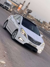 ازيرا خليجي 2011 للبيع محرك 3000 V6  حداديه جديده  تخم تاير جديد   الس...