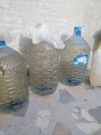 قارورات نفط للبيع عدد 4 07748196561