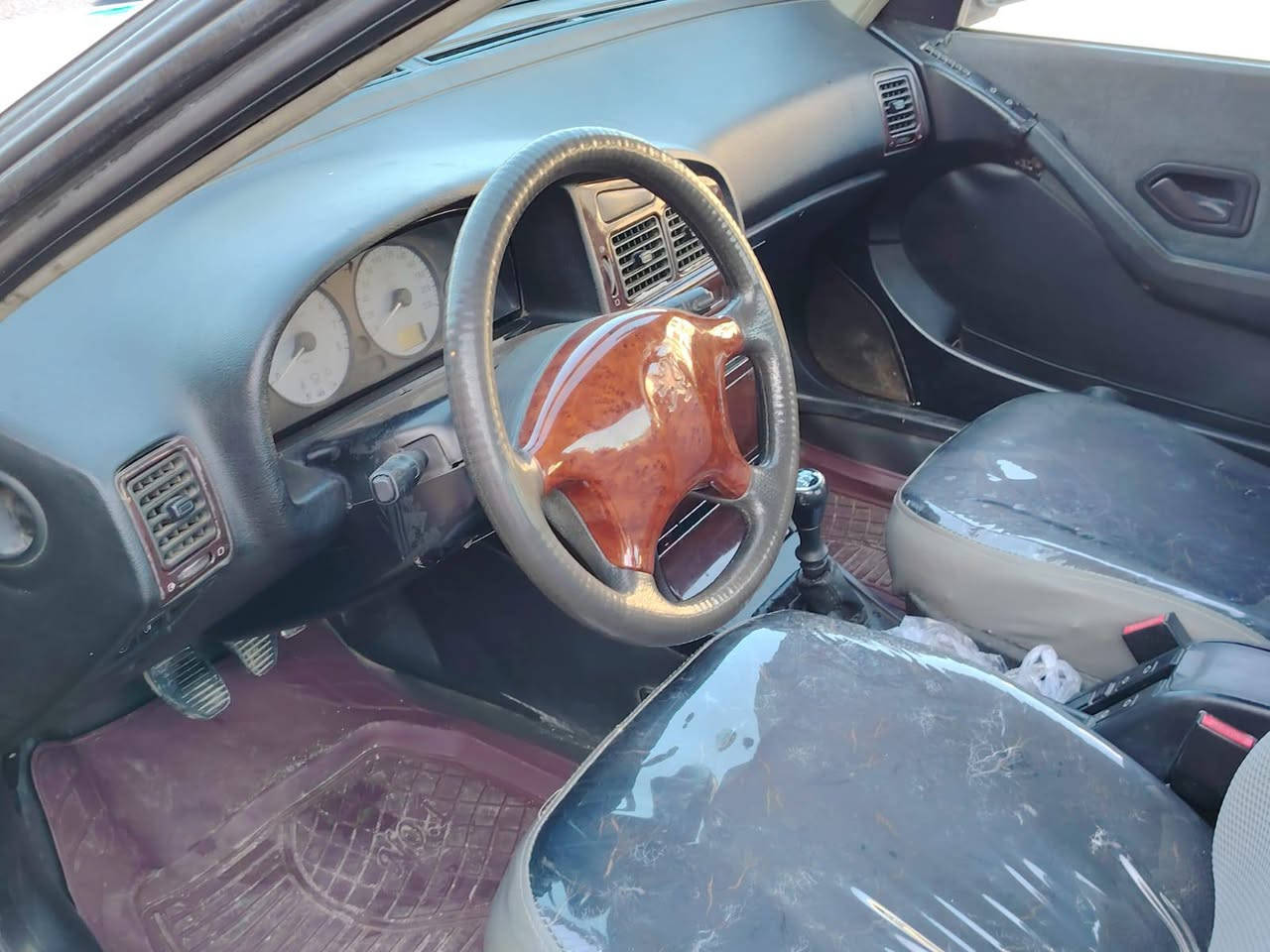 سلام عليكم
بيجو بارص موديل 2013 رقم بغداد دولي سنويه جديده 
تخم تاير جديد صدر جديد باتري جديد كهربائيات كلها شغاله داخل جديد مابيها اي نقص مكينه وكير بشرط مابيها اي نقص شغل واطلع اشتغل بيها جاهزه من كلشي سعر 40 وبيها مجال مكاني ديالى جلولاء رقم ‏‪***********‬‏
