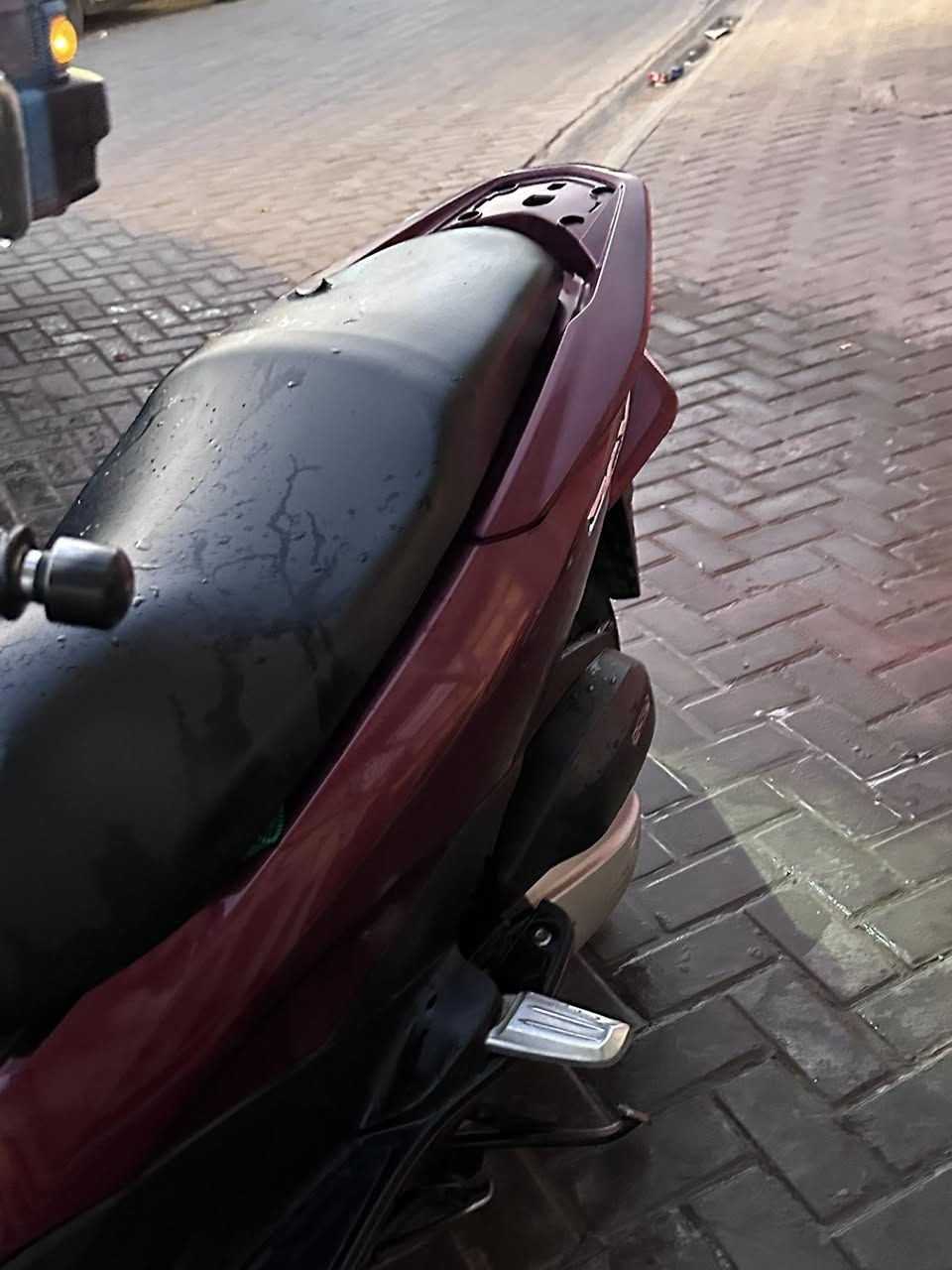 السلام عليكم بي سي اكس جيل ثاني ياباني كفالة عامة ماشية 19كيلو دراجة نضيفة مكينة ناعمة دراجة مزاد ياباني وصور مزادها عدي مكان بغداد مدينة الصدر رقم***********
