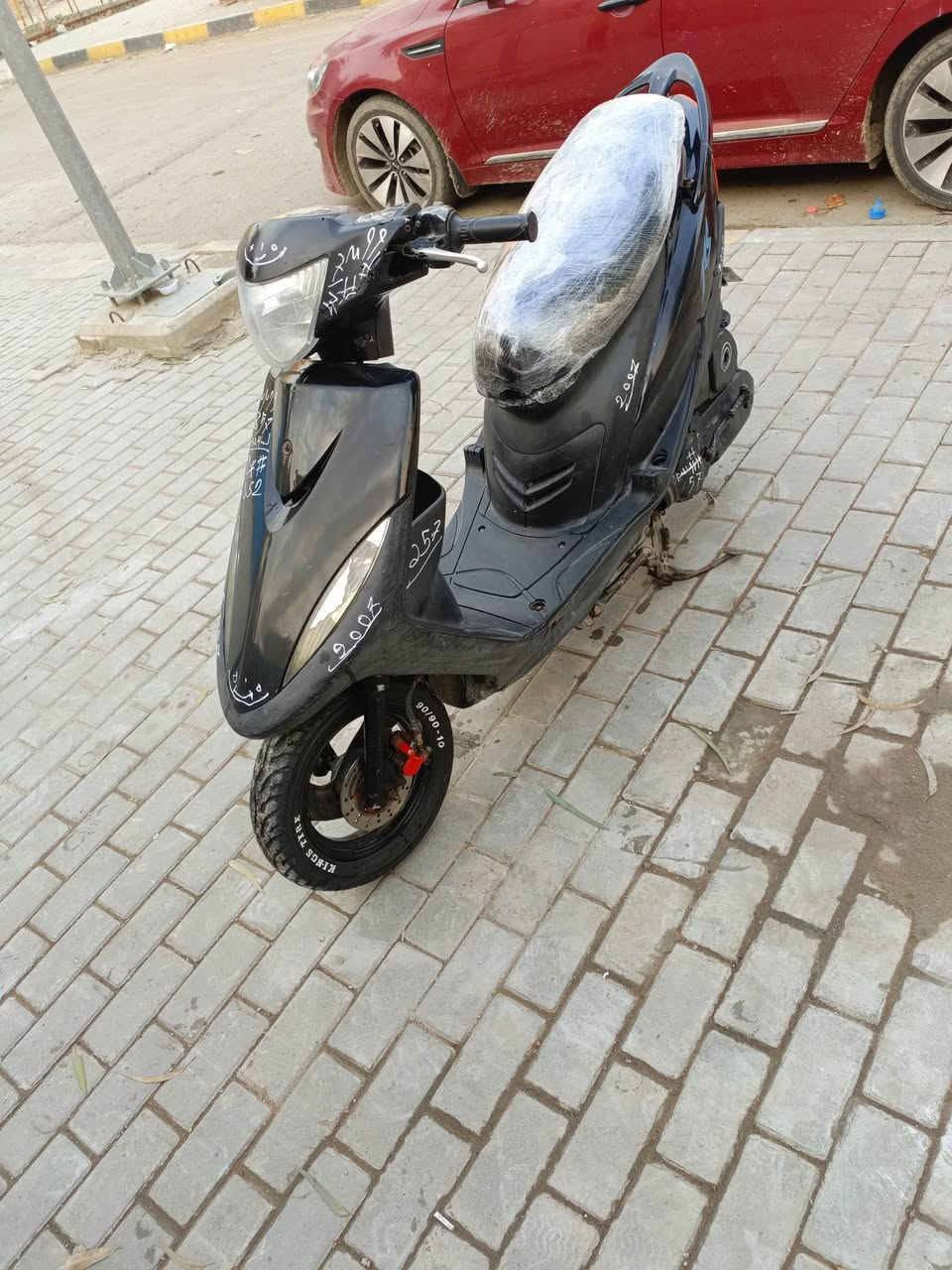 ماكس عدله سرعه 120 شلعه شك الكاع معدل كهربائيات سلف هندر كفرات كلها مختمه اوراق كامله وبسمي دراجه كامله مكمله سعر 525 مكاني الحسينيه مال راشديه بغداد 
***********
