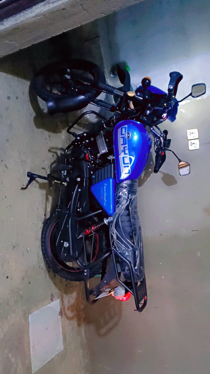 سلام عليكم دايوان جبلي موديل26زيرو مماشيه بصمه حساسات تشغيل عن بعد سويج سجين بعدها  شركه مكلف بنشر مكان سريدات ***********
