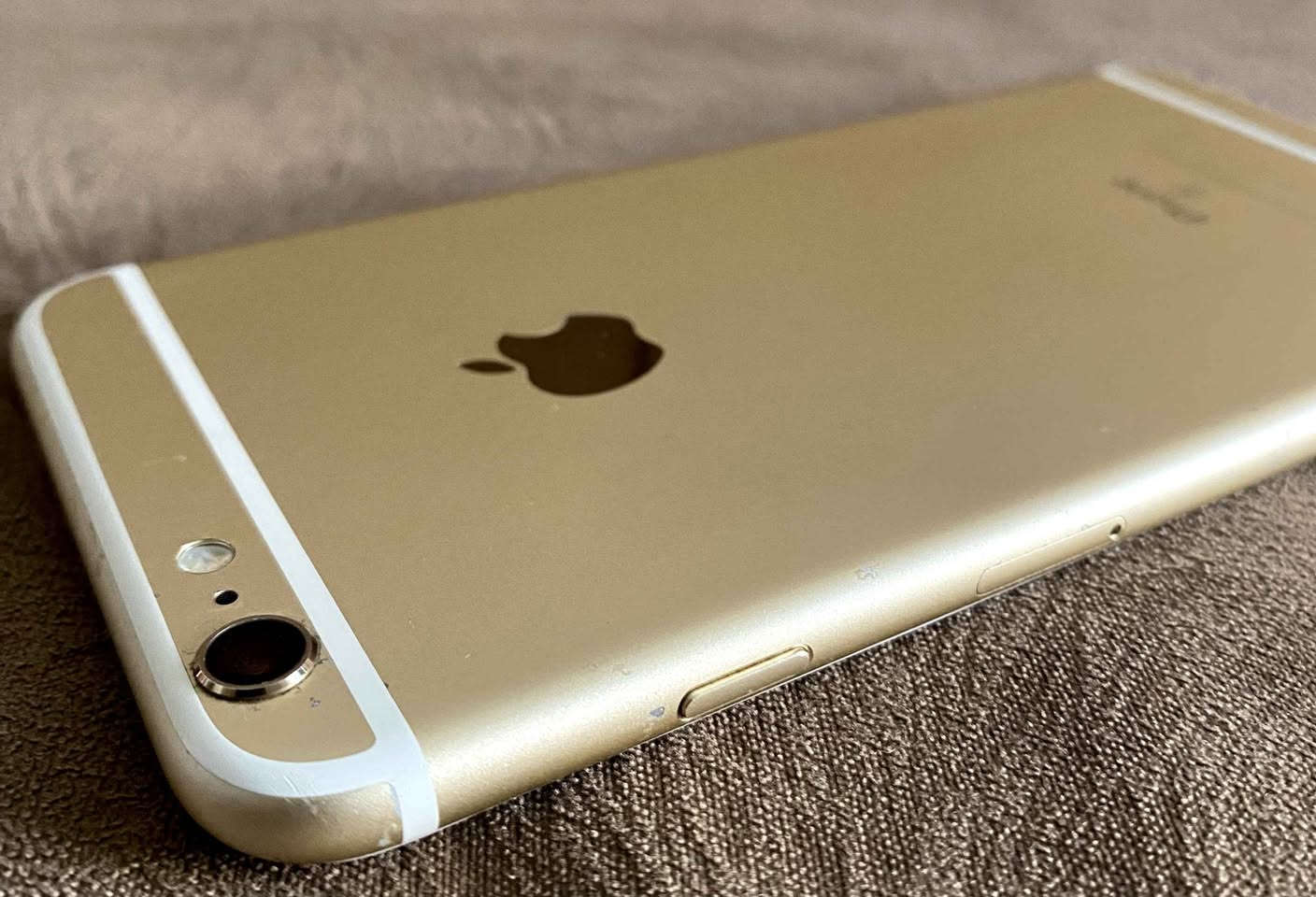 ئایفۆن (6s plus)
ئایفۆن شەش ئێس پڵەس ڕۆز گۆڵد
زۆرپاک ماوەتەوە
زاکیرە 64 گێگا
بەشەرتی سیم بەسمەو هەموو گیانی ئیشەکات بەشەرت
پۆبجی ئەخوێنێتەوە
نرخی 50 هەزار  قفڵ معامەلەی نییە
شوێن سلێمانی گەیاندنیش بەردەستە السليمانية, العراق


**إذا كنت صاحب هذا الإعلان وتريد حذفه لأي سبب، رجاءا أرسل رسالة إلى الدعم الفني**