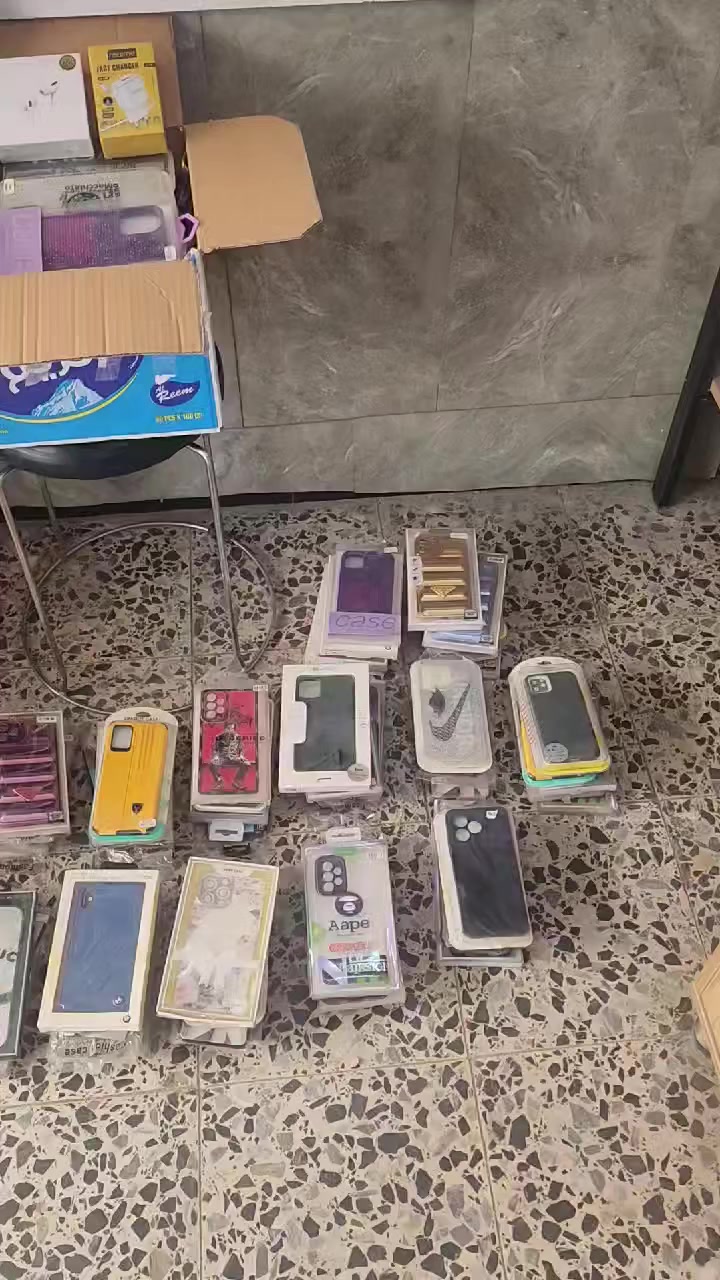 كفرات جميع الموديلات بالاضافة لهدايا سعر كارتونة 25 الف مع توصيل للحجز 
***********
