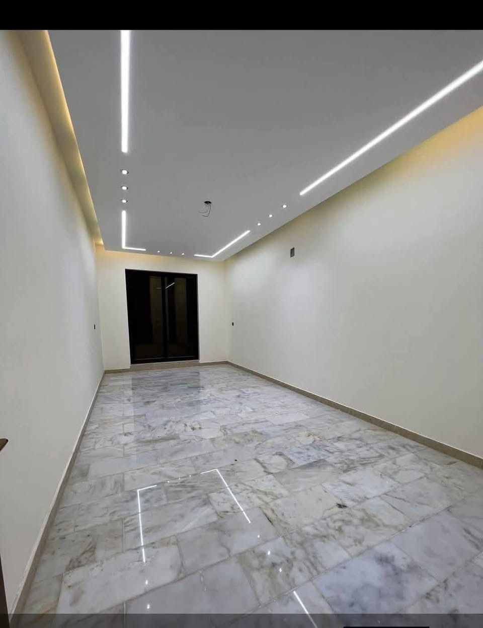 السلام عليكم اي واحد عده غرفة صبغ صارت ب 50 الف فقط وشغل درجه اولى اتصل او راسلني ودلل ***********
