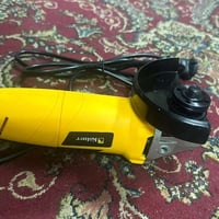 كوسرات للبيع سعر القطعه 25 قطعتين 50 عدي توصيل هذا رقمي للتواصل 077174...