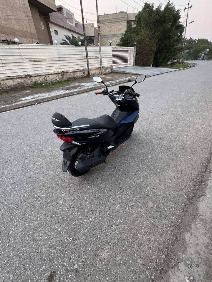 السلام عليكم للبيع بيسي اكس جيل الثاني بصمة دراجة بحالة الوكالة كلهة بلادية مكينة فول شلعة ومعدل اشك الكاع موصافات حساس زدحام حساس ستان تتفئة بل يدات دراجة جديدة وحلوة اوراقهة كاملة السعر مليون / و 600 وبيهة مجال عنوان بغداد بلديات رقم ***********
