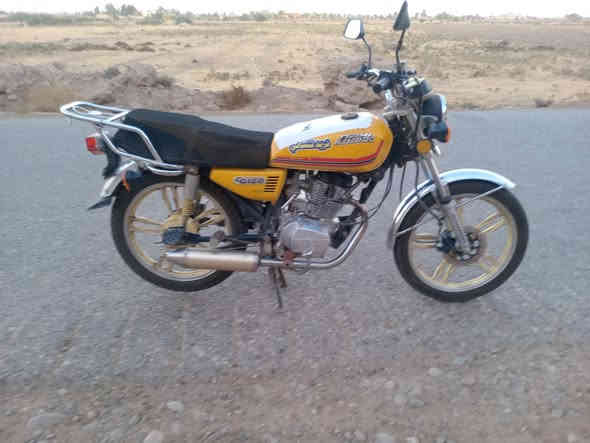 السلام عليكم موطور نامه برو للبيع موديل 21 باب اول محرك كير شرط مامفتوح  نضافه فول كلشي شغال مابيه نقص كهربائيات كلها شغاله يرهم مراوس بتايكر 24 
المكان :بيجي
السعر :500 وبيه مجال
للاتصال :***********
