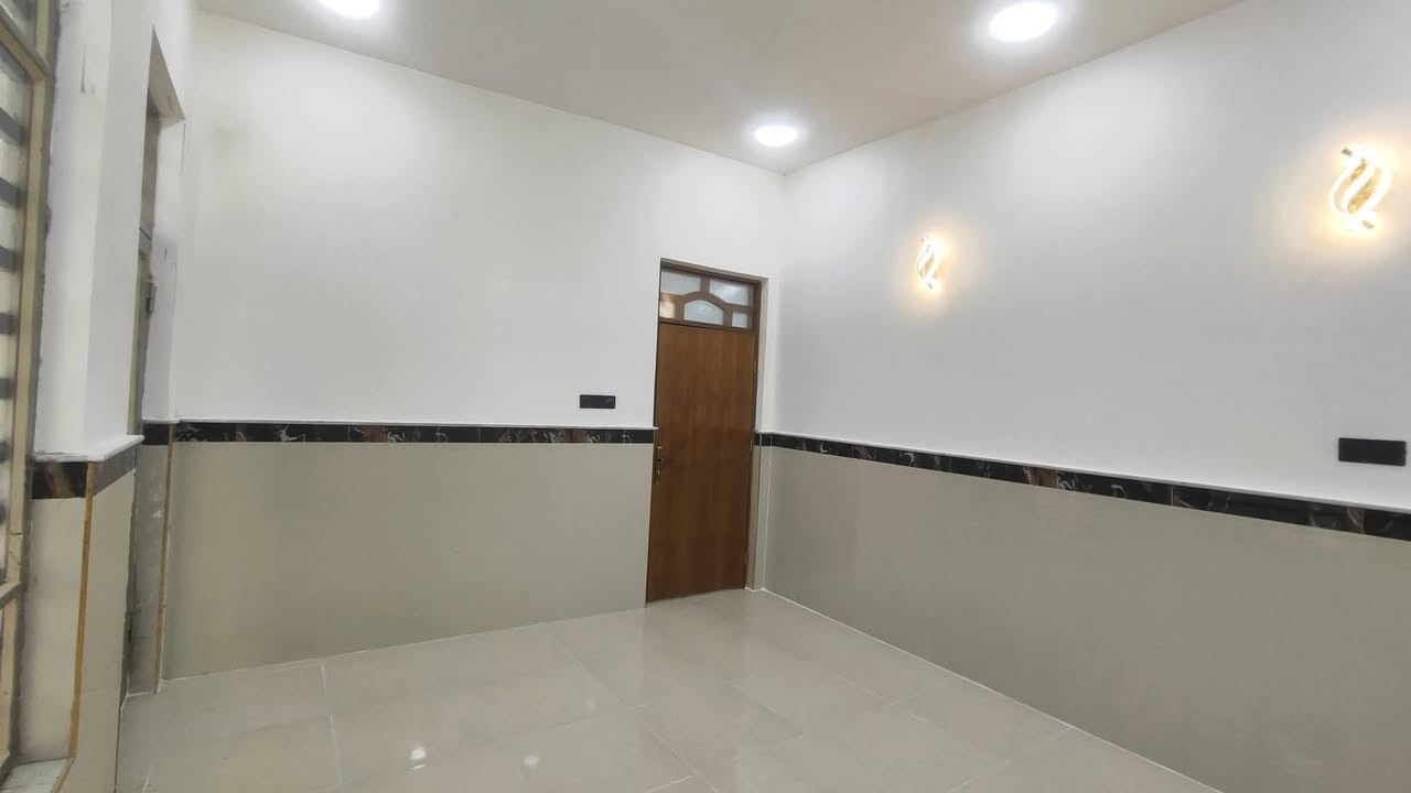 السلام عليكم بيت البيع المساحه 100 مربع جاهز 
السكن
الستفسار تصل على الرقم التالي ***********
