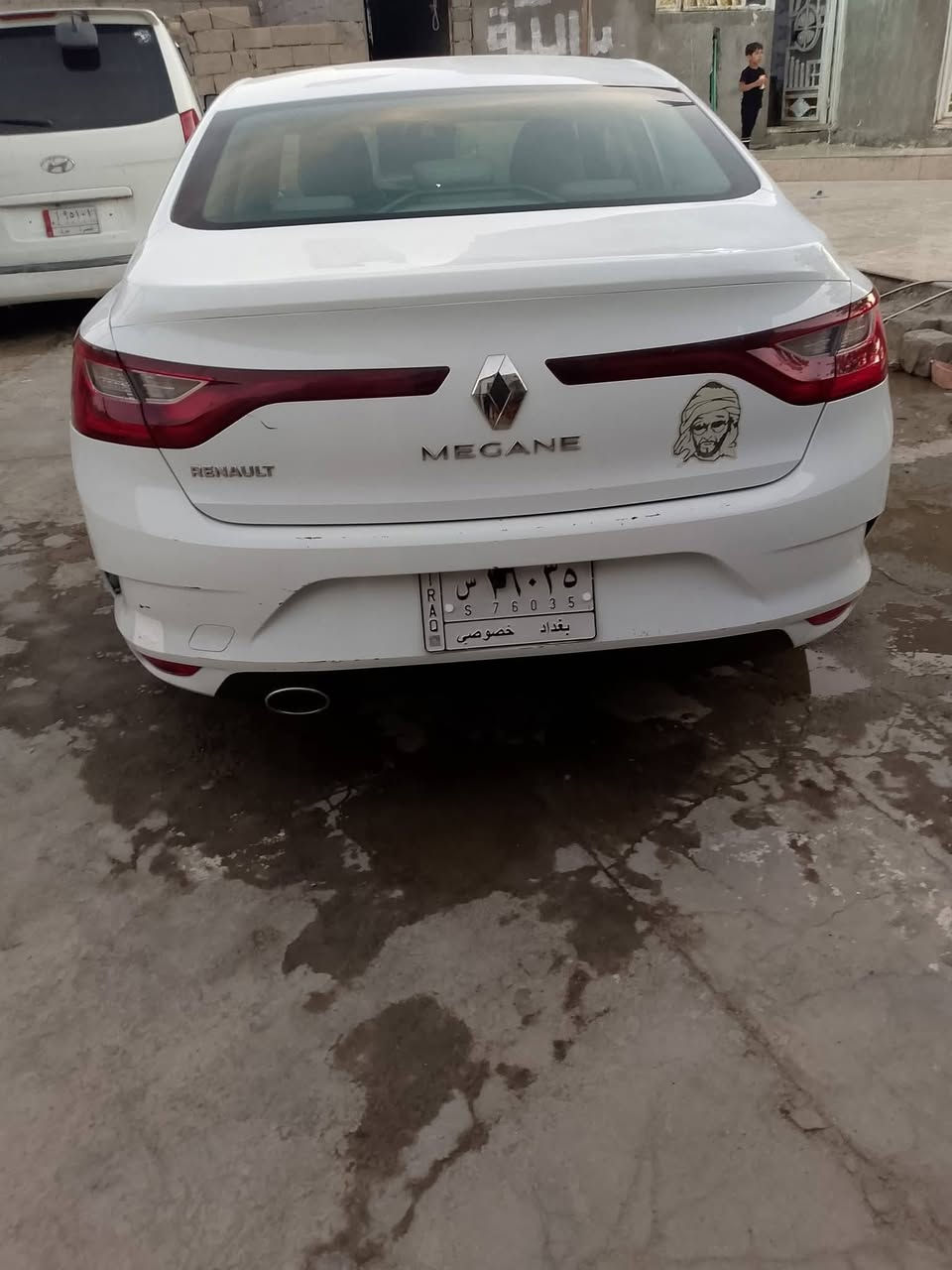 سلام عليكم سيارة رينو ميكان موديل 2021سياره خليجية جاهزه من كلشي حداده تبريد ثلج مكينه كير يشلعن شلع سياره حلوه واحله من الصور دواخل عسلي مكاني بصره السعر 90$      رقم الاتصال ***********
