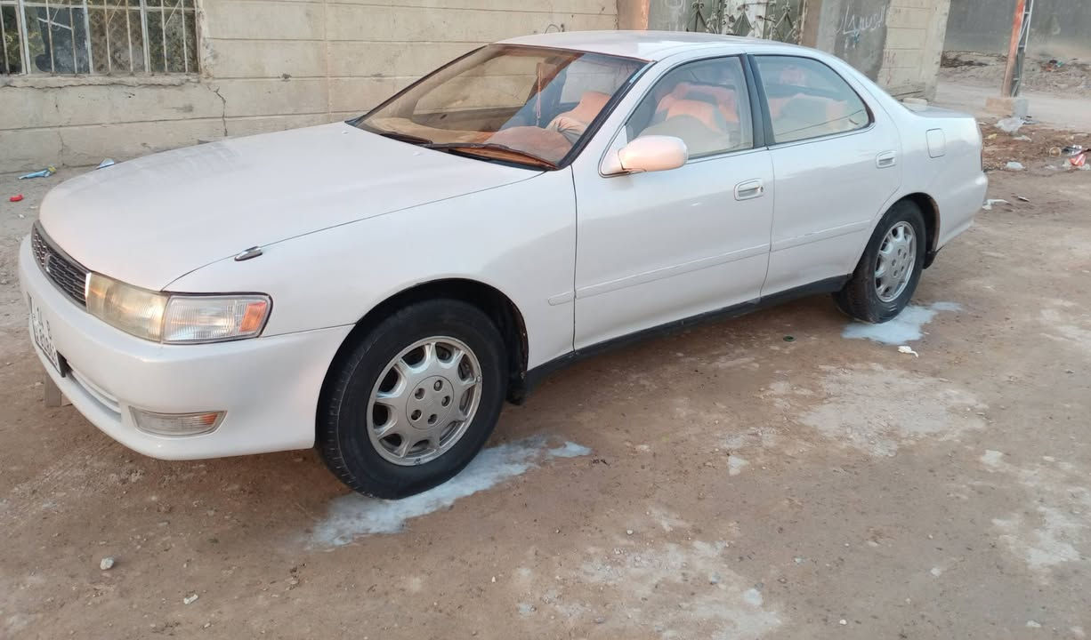 كريستا للبيع موديل 93 علمه السياره مال مزاد رقم بصره محرك اثنين ونص سياره جاهزه محركر وحداديه وكهربائيات ***********س
