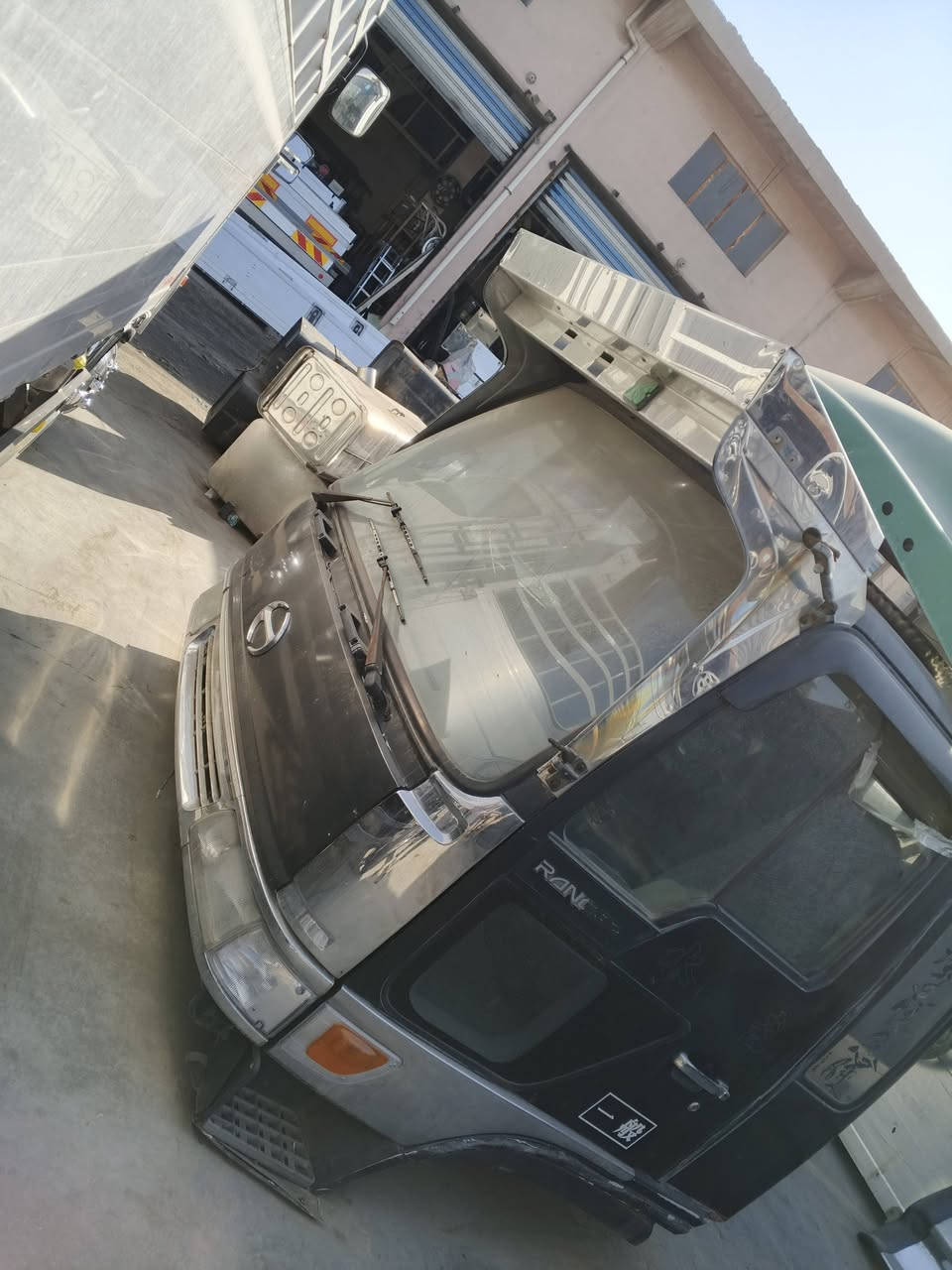 قماره أنكر وارد  مامحوره جديد 
سعر 30 بغداد حي الصناعي كراج رسول 
رقم ‏‪***********‬‏
