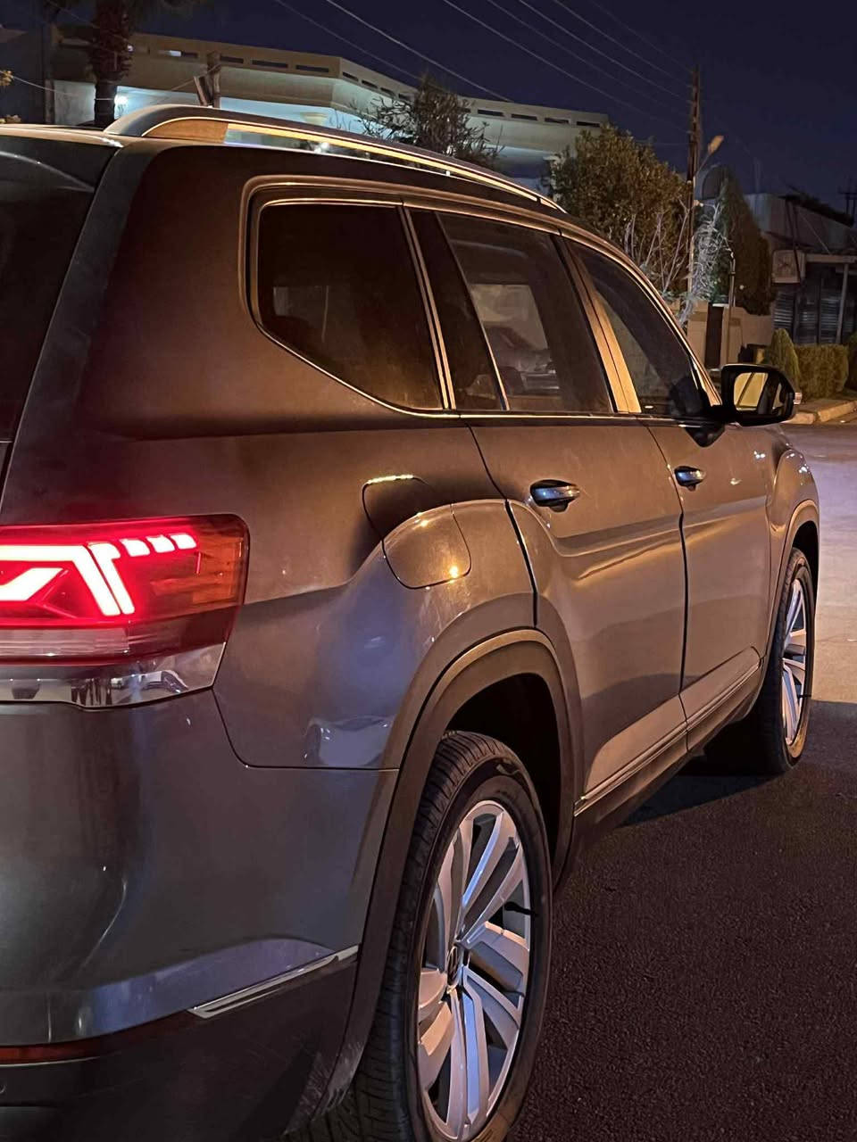 فولكس واكن اطلس
الموديل 2021

مواصفات SEL 
الـمـعـروف

المحرك V6 3.6
الـمـرغـوبـة

مـمـشـاهـا  70000km

حادثها  حوض الصندوق راجع عل بارد 

مـكـانـي كـركـوك
 
للاتصال

***********
***********
