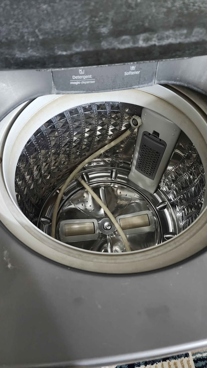 السلام  عليكم
غساله سامسونج للبيع 
حجم ١٨ كيلو
عطلان الكيربوكس  بيه النجف, العراق


**إذا كنت صاحب هذا الإعلان وتريد حذفه لأي سبب، رجاءا أرسل رسالة إلى الدعم الفني**