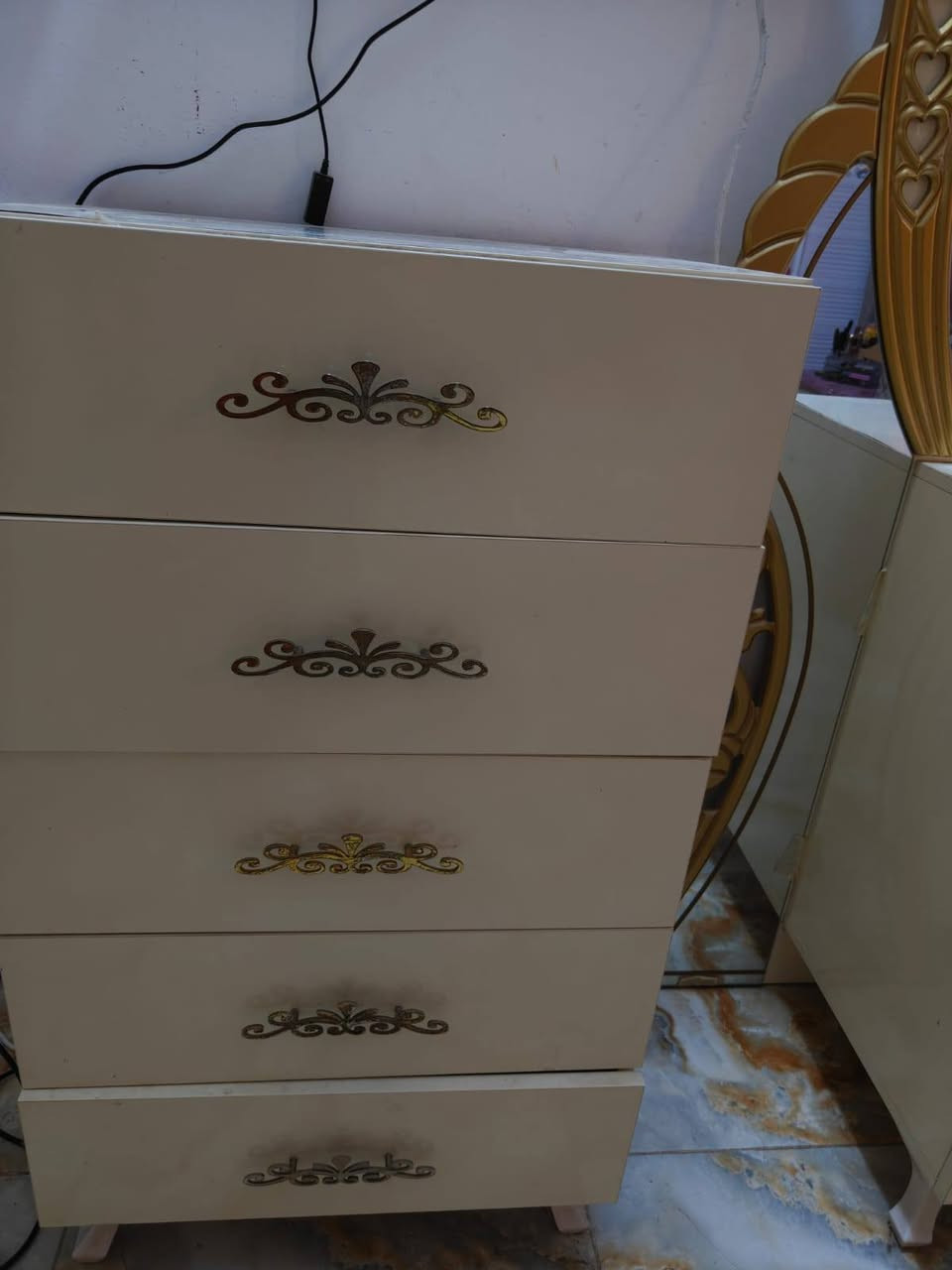 غرفة نوم تركي للبيع (مستخدم)
سعر750 الف ٫٫ للاستفسار اكثر مراسلة الخاص


**إذا كنت صاحب هذا الإعلان وتريد حذفه لأي سبب، رجاءا أرسل رسالة إلى الدعم الفني**