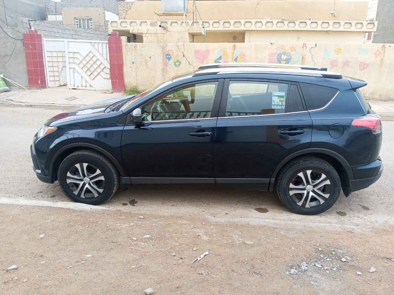 سلام عليكم تيوتا راف فور موديل 2018 وارد كندي سعره145وبيها مجال رقمي ***********
