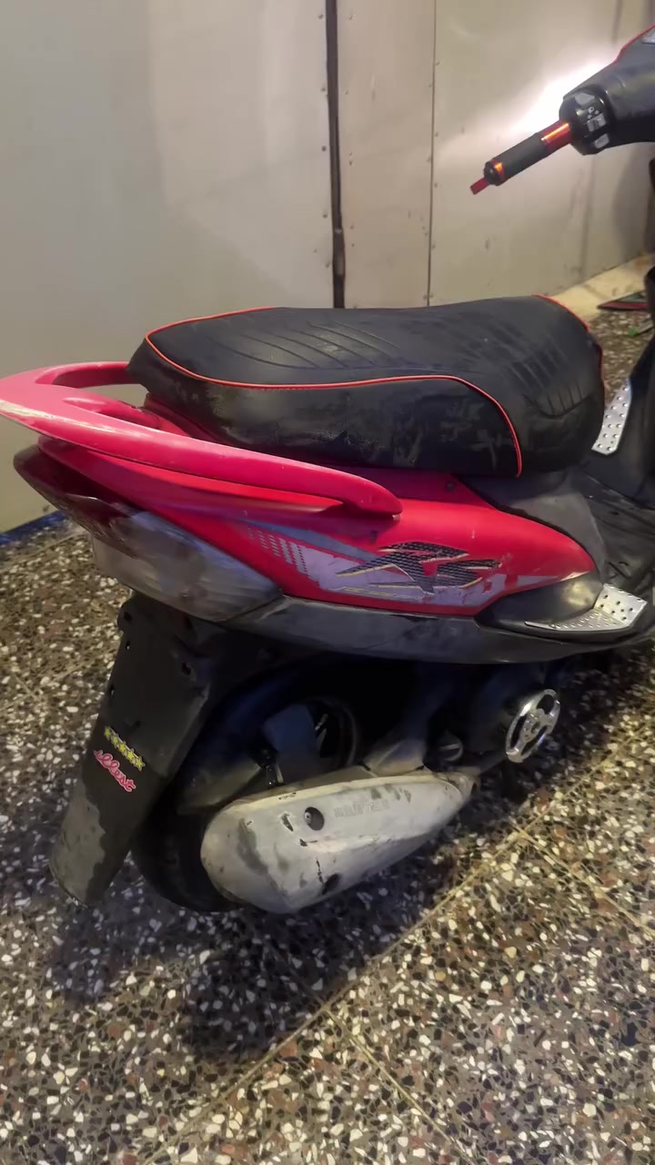 ماكس عدلة للبيع كفرات بلادي ختم واحد دراجة جديدة كهربائيات كاملة نكرة سلف بكل وقت بيه تزويدات 
قبغ عمبار+قبغ فلاوين+يدات
السعر 750 الف
***********
