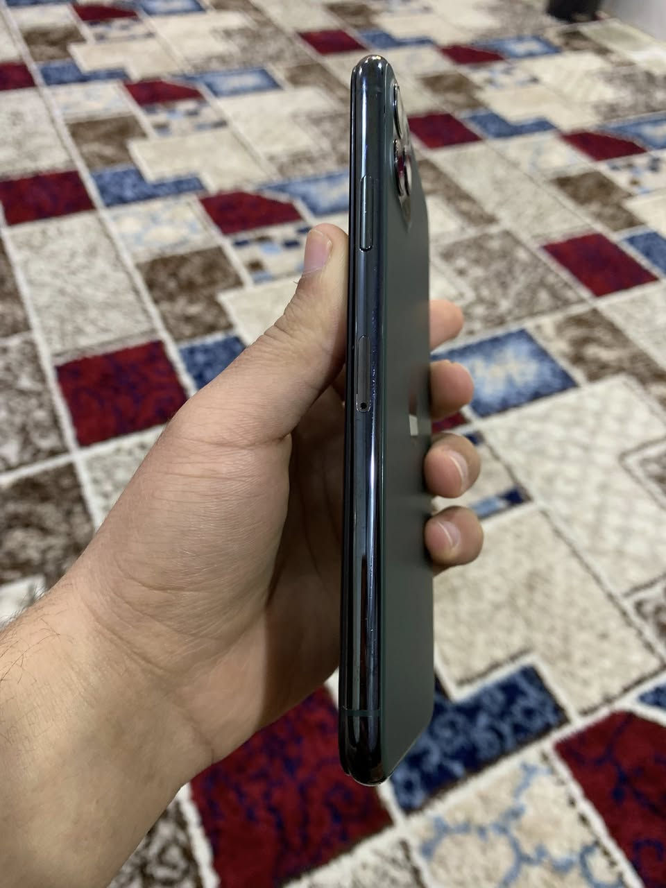 السلام عليكم ايفون 11 برو ماكس ذاكره 64 مبدل باتري اصلي 100 وشاشه طبق الاصلي شرط رقم واحد فيس ايدي شغال كامرات رقم واحد لجهاز حلو ونضيف شرط لفحص اي خلل مابي سعر 200 رقم *********** اسيا***********
