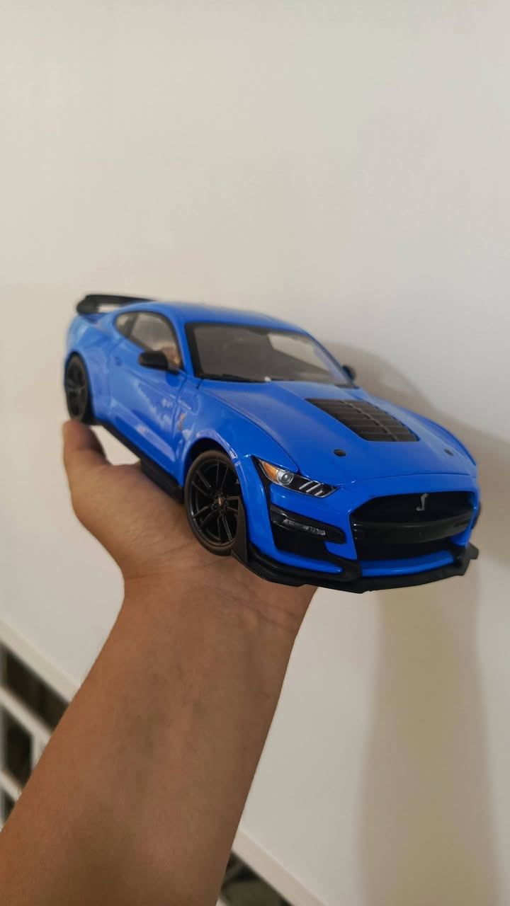 حجم 18
بسعر 30 الف 

***********
