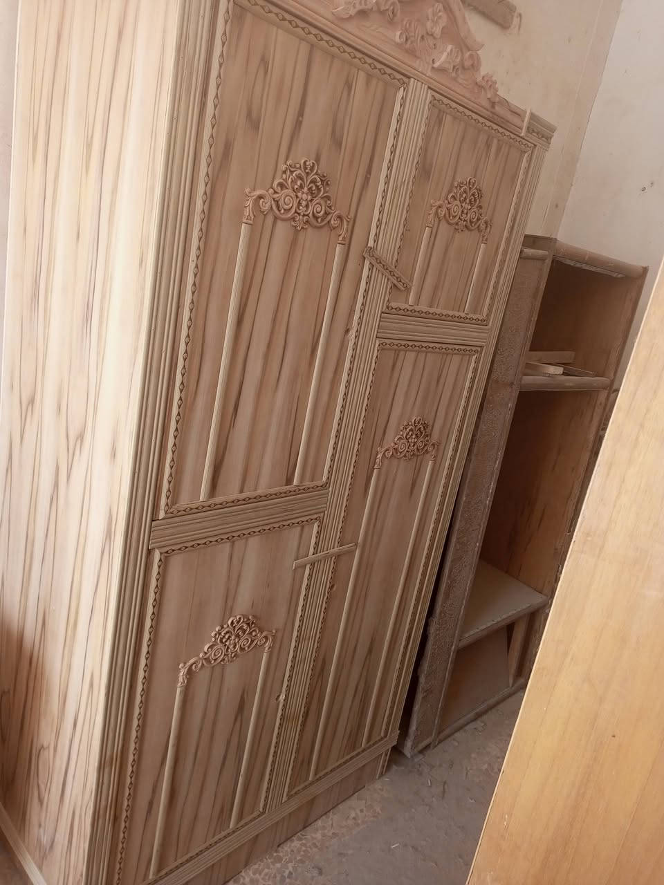 كنتور كل جميع القياسات بوفيات بابين 3باب اربعه باب خمسه باب 6باب غرف نوم جرابي بوب جراجيب اسعار مناسبه شغل درجه اوله اليريد شغل سوكي فاشل ماعندي شغل يرضي الله تسكام فقط


**إذا كنت صاحب هذا الإعلان وتريد حذفه لأي سبب، رجاءا أرسل رسالة إلى الدعم الفني**