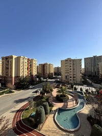 افروستي دهوك • ١٨٦م • واجهة حديقة