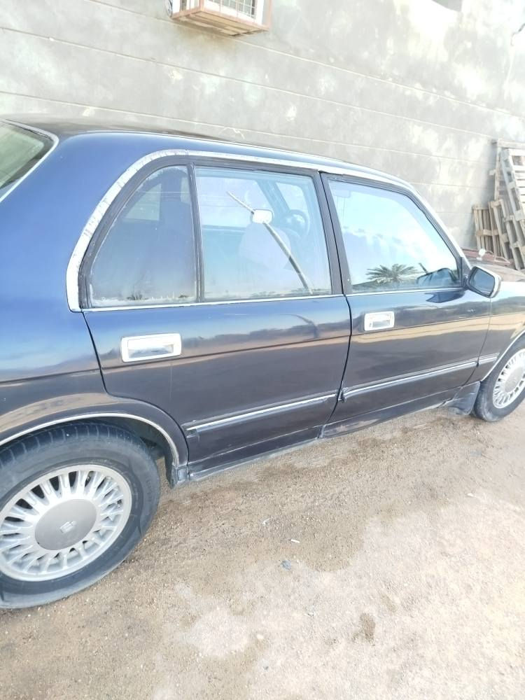 سلام عليكم سياره ارنب 
موديل 1992 اللون ازرق غير محدد
سياره حلو او حله من صور مال جناي سياره كفاله عامه (من كص و نقل جثه و اوصليات )سياره فقط صبغ جماله اثر جراد  جاهز من كهربيات 
و تخم تايرات و حداديه %75  المحركو3000 و كير خير من الله شرط اترايك من بصره الى كربلاء كمبرسر مال تبريد شغل بس عندي احد بواري بي تسريب فقط 
سنويه منتيه بل 2024 
السعر (60) او بي مجال حق جيه او مراوسه حسب قناعه 
العنوان البصرة ابي الخصيب حمدان 
رقم الهاتف/***********  بي واتساب ابو الخصيب, البصرة
